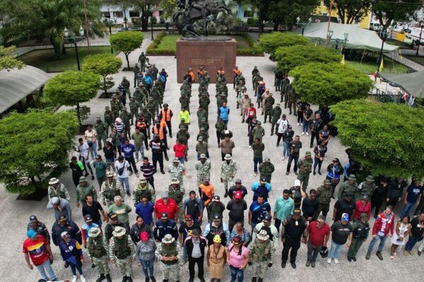 🪖 Maduro da un balance de los ejercicios militares del país: Demostramos la voluntad de defender a la nación 🪖 Maduro da un balance de los ejercicios militares del país: Demostramos la voluntad de defender a la nación - Sputnik Mundo