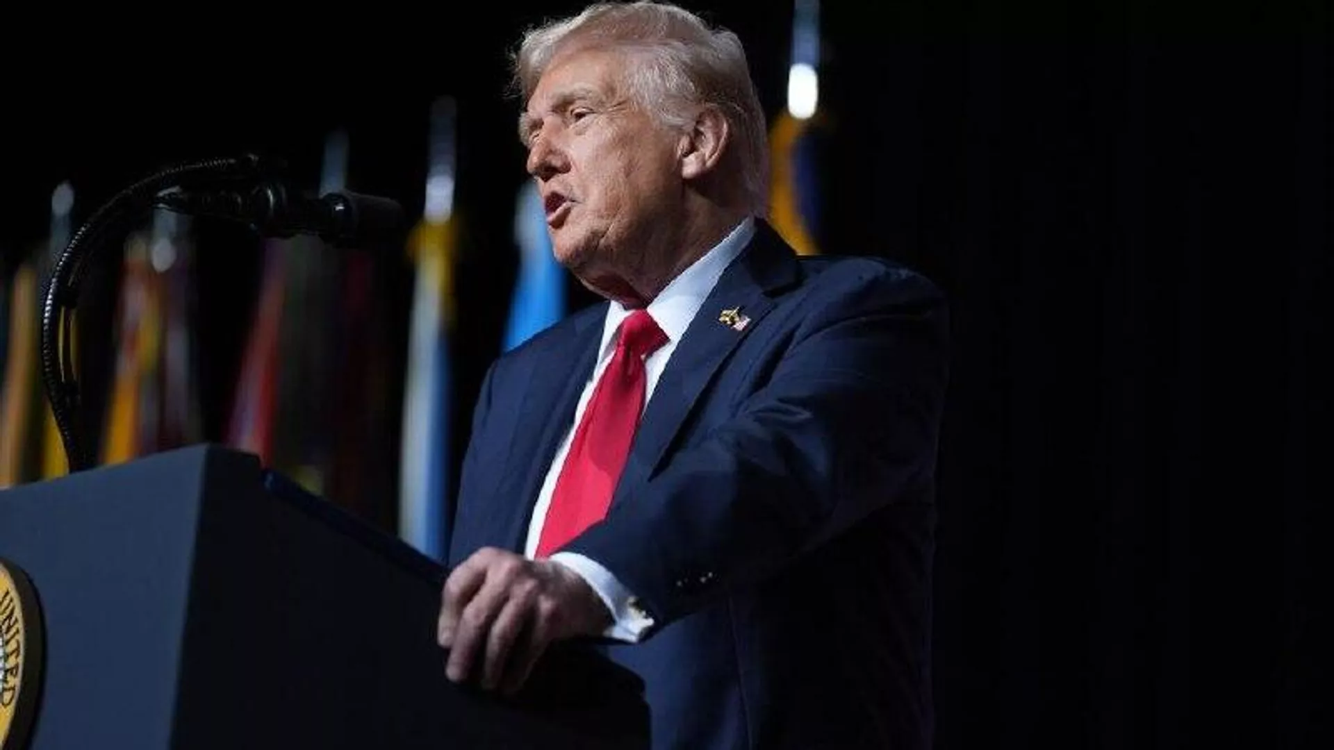 Trump advierte a Hamás de obliteración completa si no se aleja del poder en la Franja de Gaza Trump advierte a Hamás de obliteración completa si no se aleja del poder en la Franja de Gaza - Sputnik Mundo, 1920, 05.10.2025