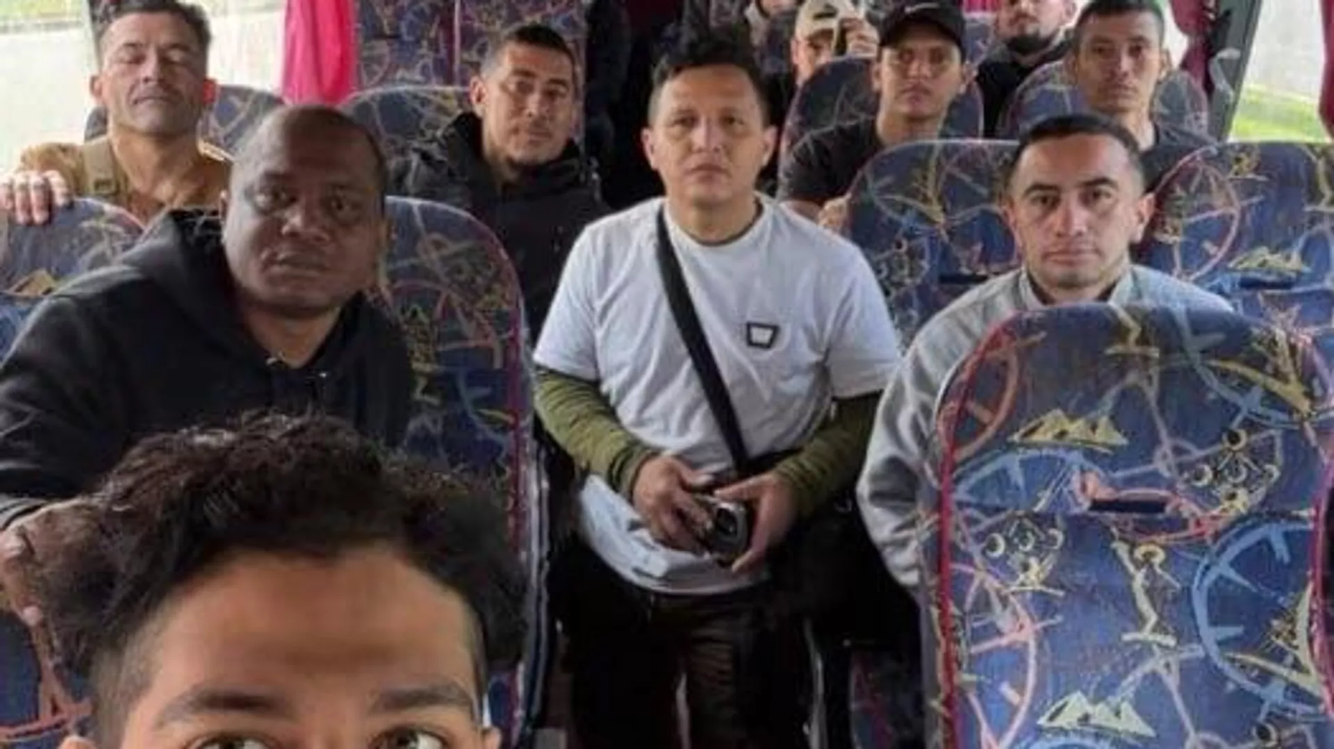 🪖 Mercenarios colombianos en Ucrania denuncian que no han podido salir del país tras pedir su baja 🪖 Mercenarios colombianos en Ucrania denuncian que no han podido salir del país tras pedir su baja - Sputnik Mundo, 1920, 05.10.2025