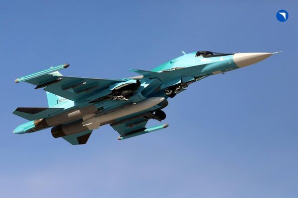 Las Fuerzas Aeroespaciales rusas reciben un nuevo lote de avanzados bombarderos Su-34 Las Fuerzas Aeroespaciales rusas reciben un nuevo lote de avanzados bombarderos Su-34 - Sputnik Mundo