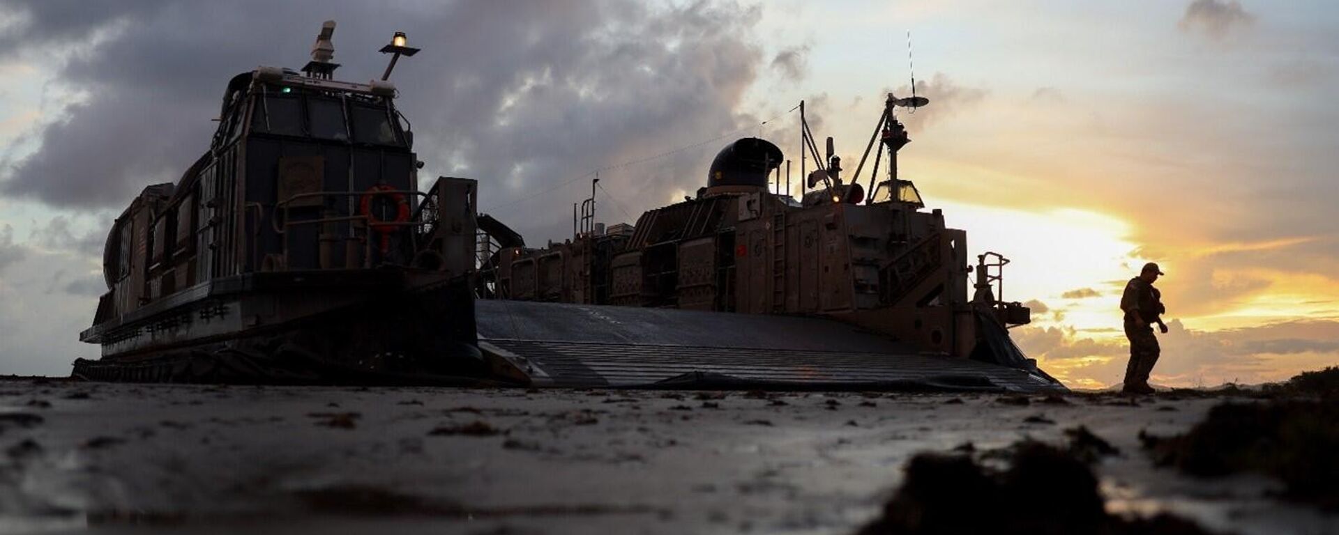 Fuerzas militares de EEUU en el área de influencia del Comando Sur - Sputnik Mundo, 1920, 07.10.2025