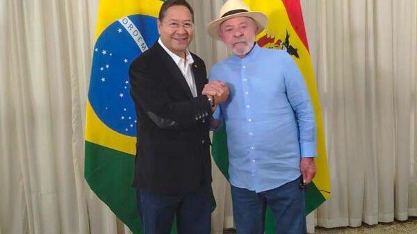 El presidente de Bolivia, Luis Arce, y su homólogo brasileño, Luiz Inacio Lula da Silva. El presidente de Bolivia, Luis Arce, y su homólogo brasileño, Luiz Inacio Lula da Silva. - Sputnik Mundo