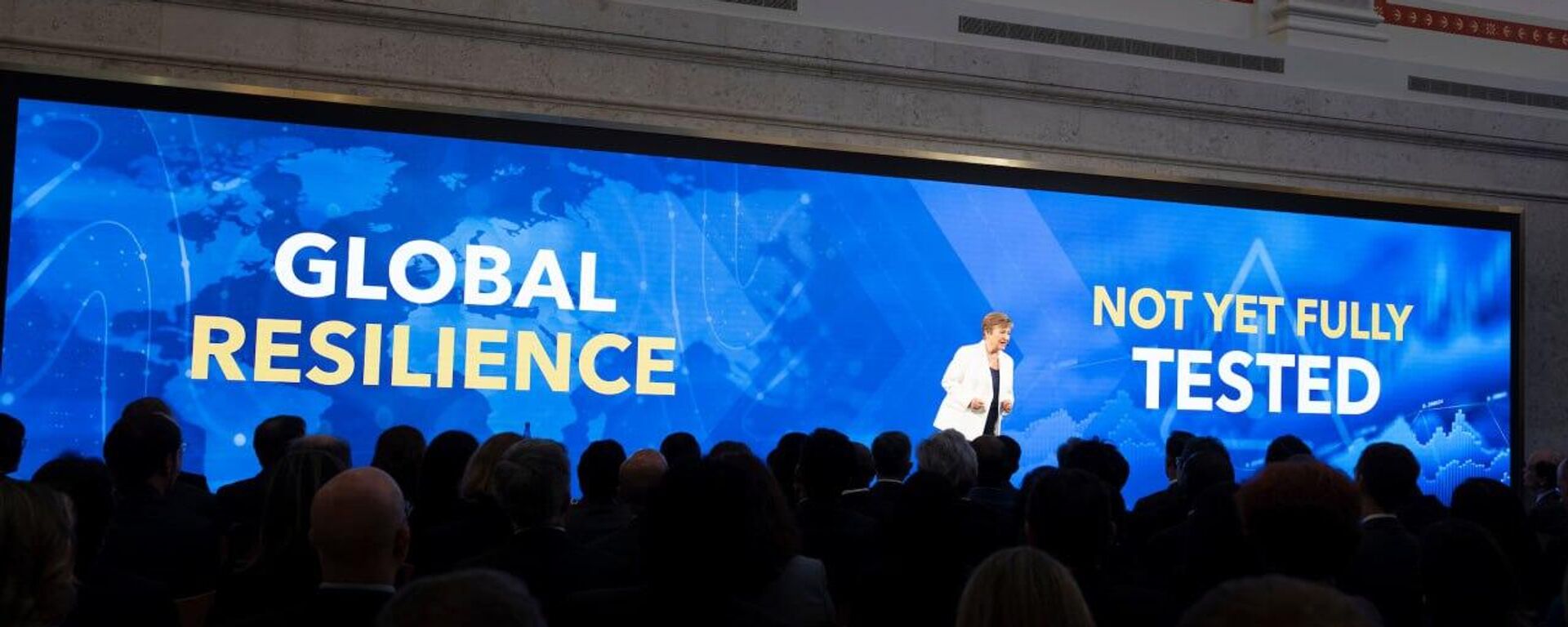 La economía mundial va mejor de lo que se temía, pero peor de lo necesario, advierte FMI - Sputnik Mundo, 1920, 09.10.2025