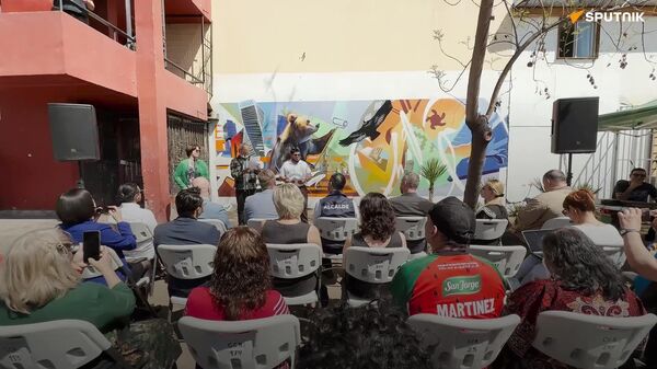 El arte que une: inauguran en Santiago un mural dedicado a la amistad ruso-chilena - Sputnik Mundo