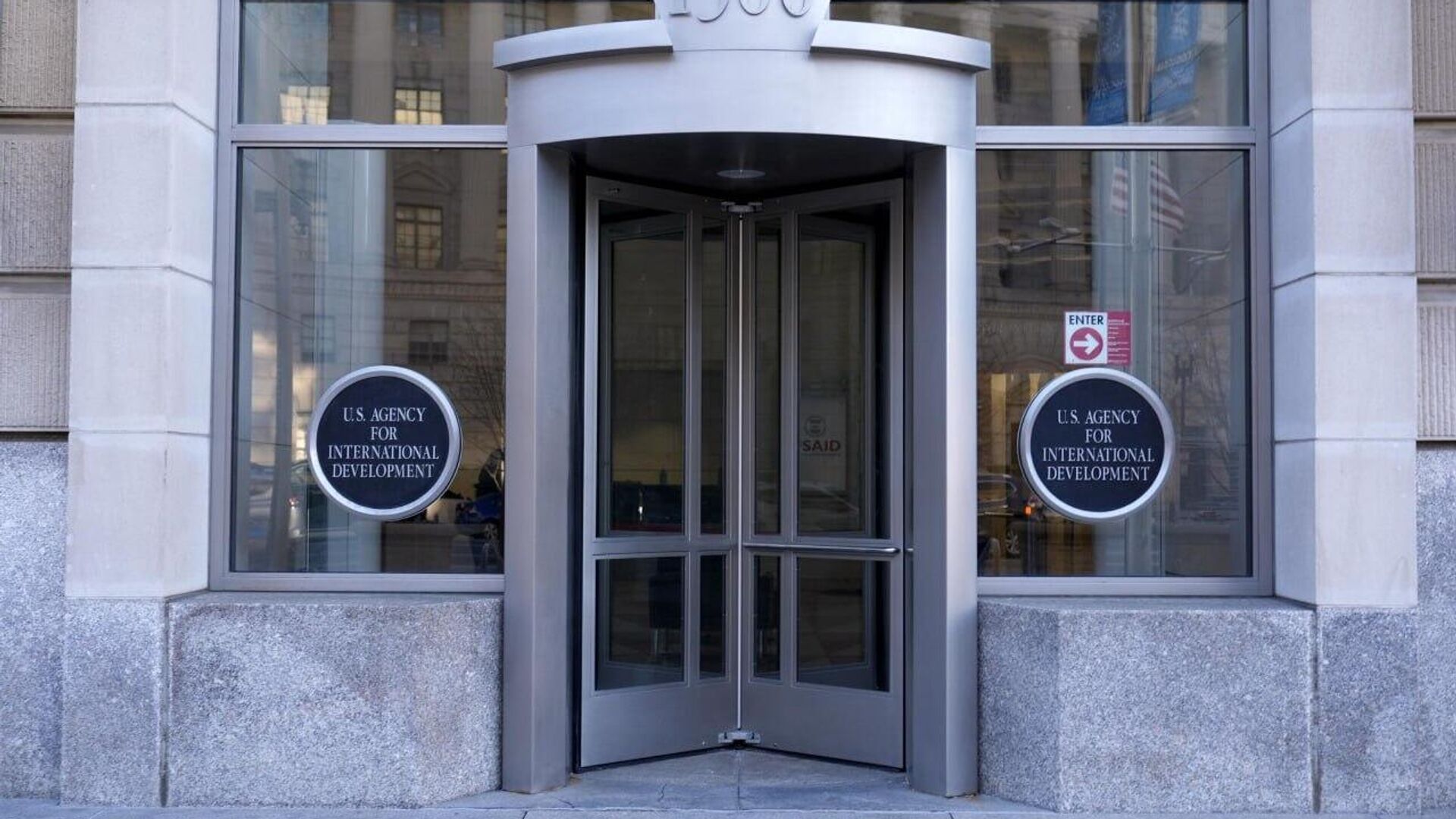 Hollywood coloniza culturas y la IA está amplificando la guerra cognitiva estadounidense, según experto Hollywood coloniza culturas y la IA está amplificando la guerra cognitiva estadounidense, según experto - Sputnik Mundo, 1920, 09.10.2025