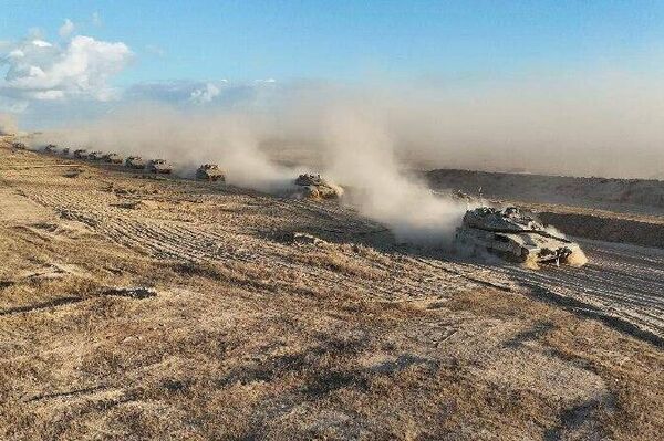 Israel da los primeros pasos para implementar el acuerdo de alto el fuego Israel da los primeros pasos para implementar el acuerdo de alto el fuego - Sputnik Mundo