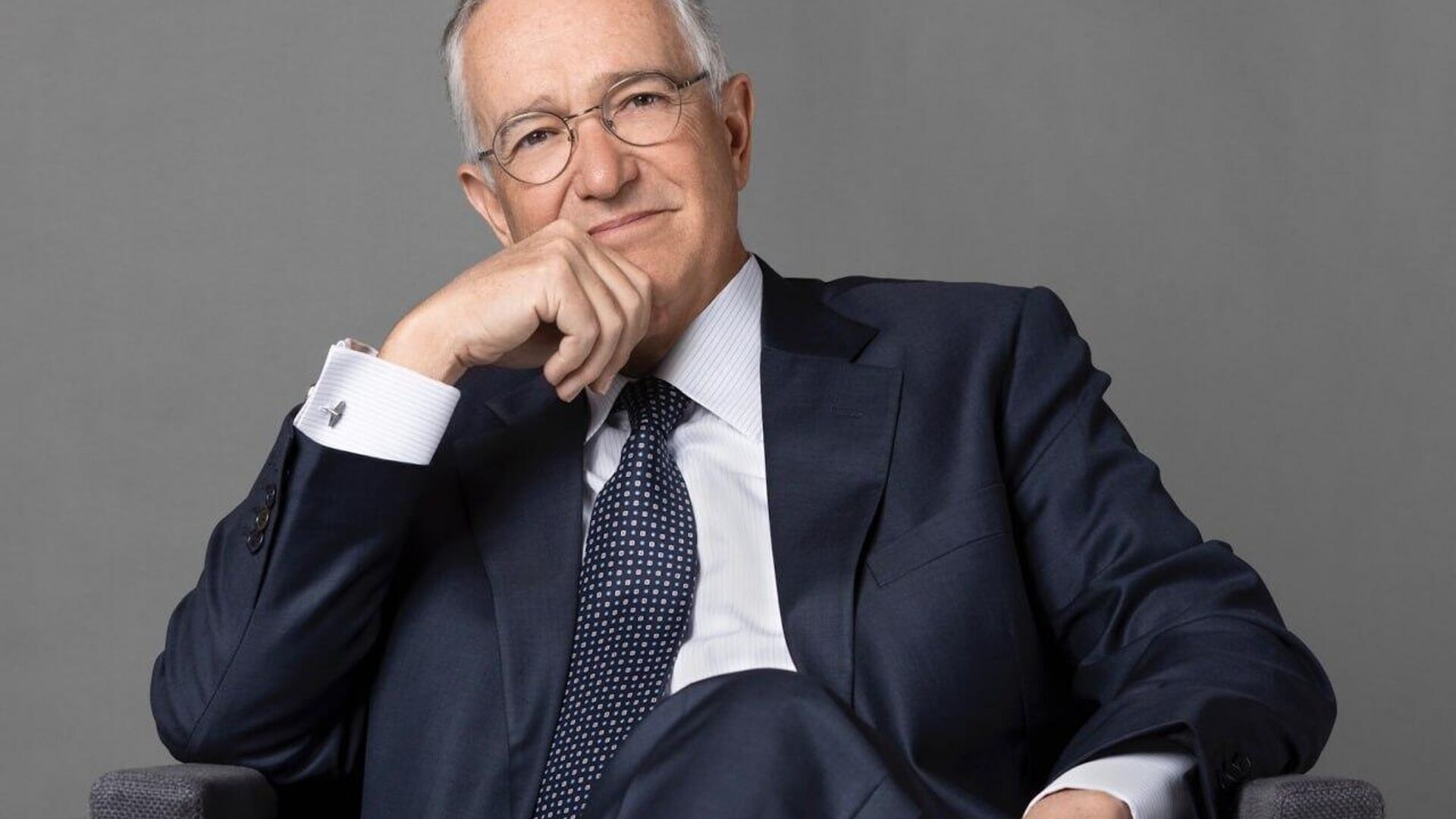 EEUU notifica al empresario Salinas Pliego de una multa por 21 millones de dólares EEUU notifica al empresario Salinas Pliego de una multa por 21 millones de dólares - Sputnik Mundo, 1920, 10.10.2025