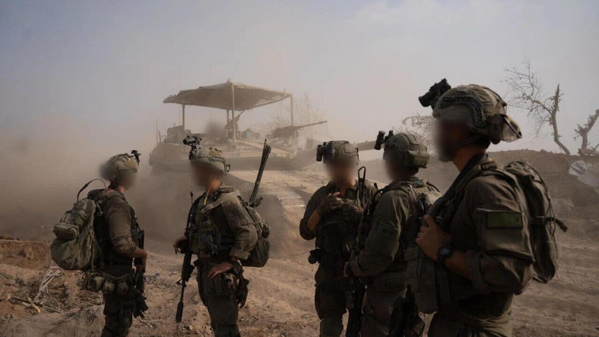 🪖 Israel instruye al Ejército a responder con gran fuerza si existiesen amenazas de Hamás 🪖 Israel instruye al Ejército a responder con gran fuerza si existiesen amenazas de Hamás - Sputnik Mundo, 1920, 09.10.2025