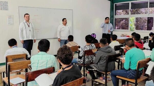 Escuela mexicana de nivel medio superior - Sputnik Mundo