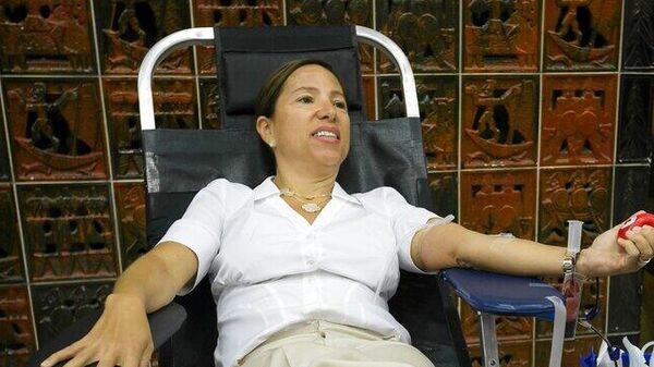 Las personas han acudido a donar su plasma. - Sputnik Mundo