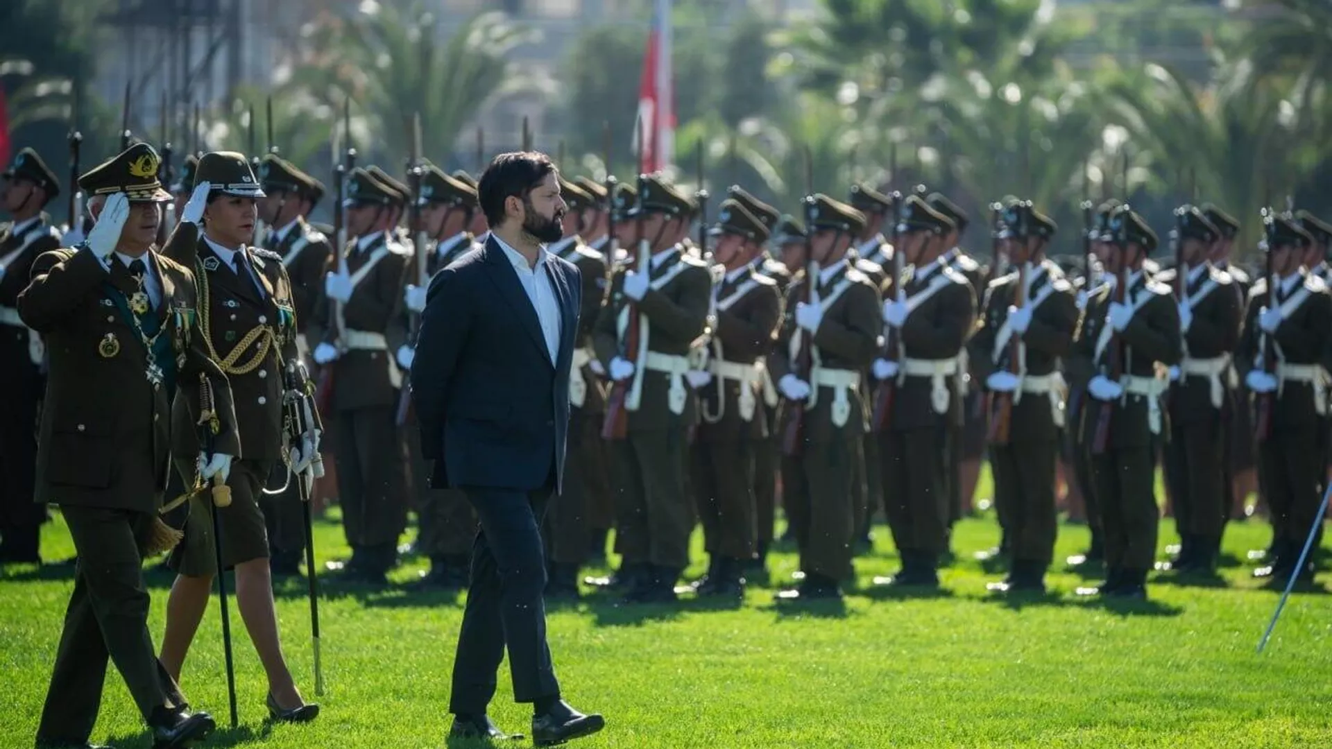 🪖 Boric apuesta por despliegues militares para disputar el debate de la seguridad en Chile - Sputnik Mundo, 1920, 11.10.2025