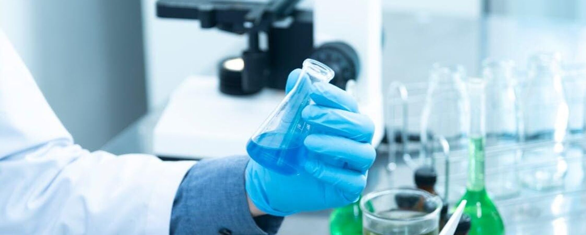 Reportan el despido en EEUU de más de 1 Reportan el despido en EEUU de más de 1 - Sputnik Mundo, 1920, 12.10.2025