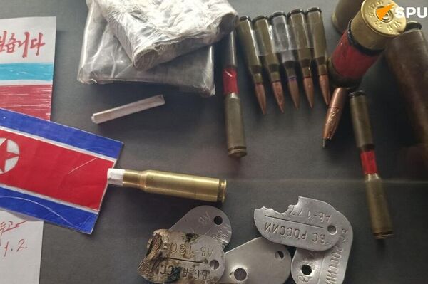 🪖 Hombro con hombro: Moscú inaugura una gran exposición sobre los 80 años de cooperación entre Rusia y Corea del Norte 🪖 Hombro con hombro: Moscú inaugura una gran exposición sobre los 80 años de cooperación entre Rusia y Corea del Norte - Sputnik Mundo