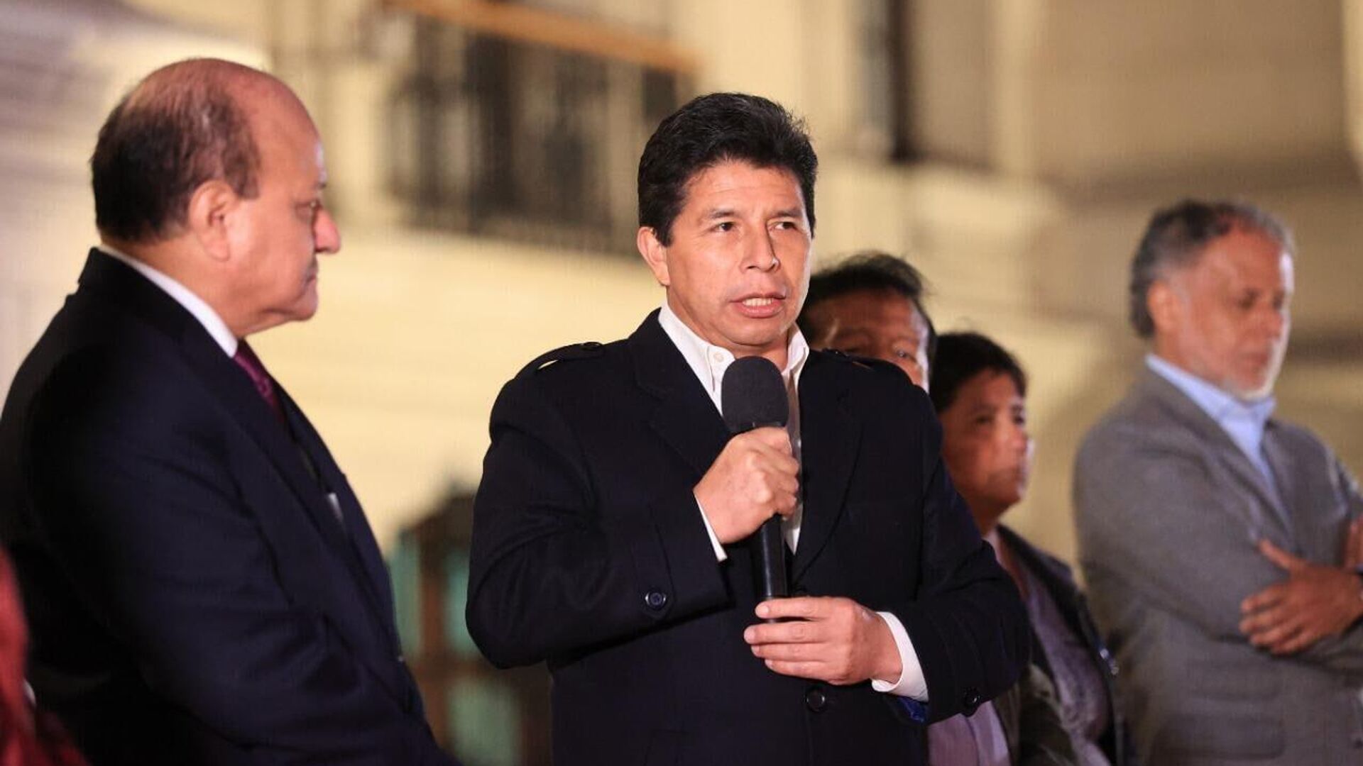 Presentan en Perú un proyecto legislativo que busca restituir a Pedro Castillo como presidente Presentan en Perú un proyecto legislativo que busca restituir a Pedro Castillo como presidente - Sputnik Mundo, 1920, 14.10.2025