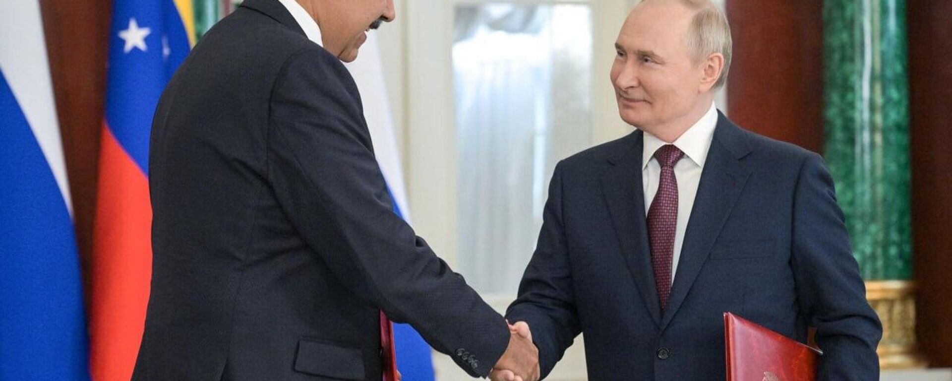 Sin quedarse de brazos cruzados: Rusia consolida su respaldo a Venezuela ante la creciente presión de EEUU en el Caribe - Sputnik Mundo, 1920, 13.10.2025
