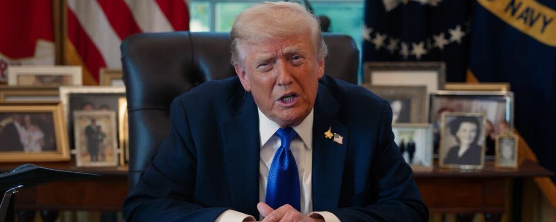 Trump amenaza a España con aranceles por negarse a aumentar el gasto en defensa hasta el 5% del PIB Trump amenaza a España con aranceles por negarse a aumentar el gasto en defensa hasta el 5% del PIB - Sputnik Mundo, 1920, 09.11.2025