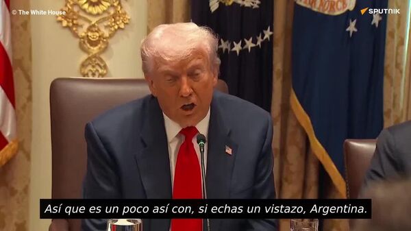 Si pierde, no seremos generosos: Trump condiciona el apoyo a Argentina al triunfo electoral de Milei - Sputnik Mundo
