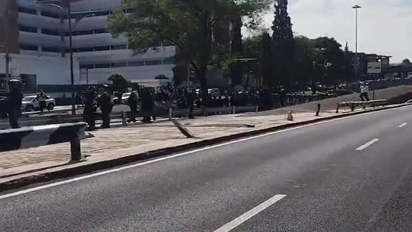 🪧 Empleados del organismo de recaudación de impuestos de México protestan en la capital para exigir mejoras laborales - Sputnik Mundo