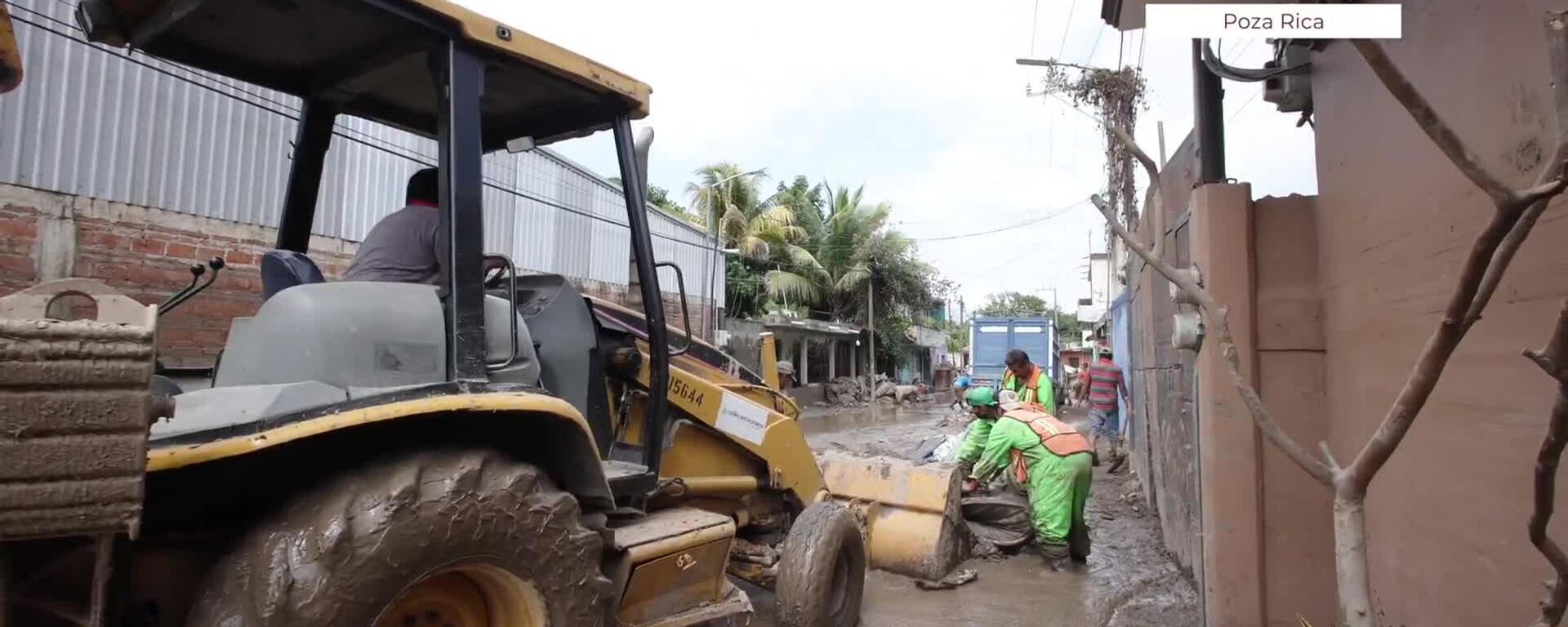 Llegaremos a todos los rincones: Sheinbaum promete ayuda a afectados por las inundaciones en México - Sputnik Mundo, 1920, 14.10.2025