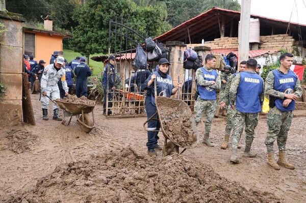 Reportan avance del 98% en la rehabilitación de las vías federales de México dañadas por las lluvias Reportan avance del 98% en la rehabilitación de las vías federales de México dañadas por las lluvias - Sputnik Mundo