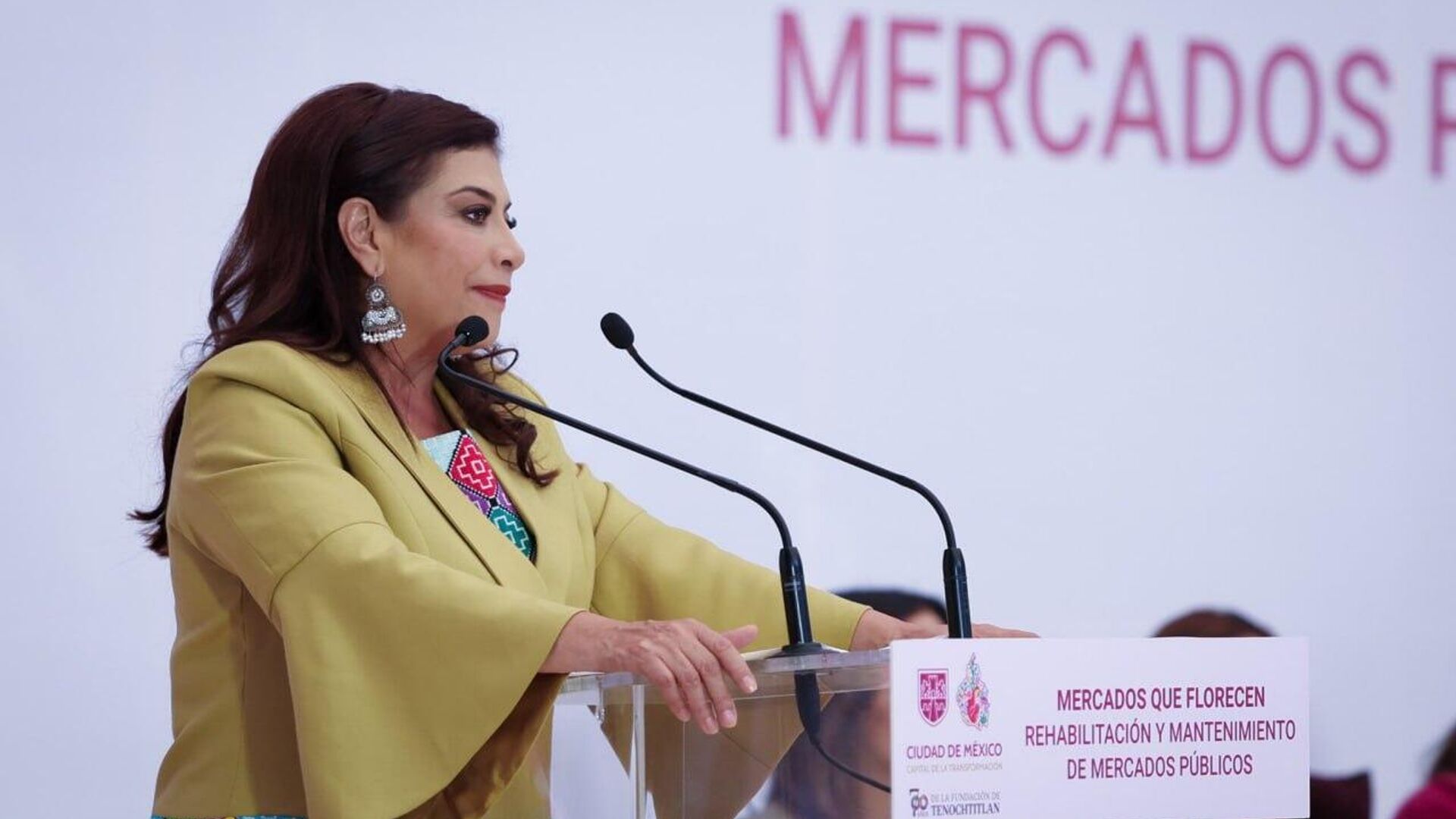 Capitalinos avalan la gestión de Brugada al frente de la Ciudad de México, según encuesta Capitalinos avalan la gestión de Brugada al frente de la Ciudad de México, según encuesta - Sputnik Mundo, 1920, 15.10.2025