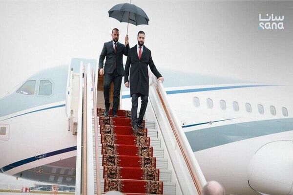 Visita histórica: publican las primeras imágenes del líder sirio llegando a Moscú Visita histórica: publican las primeras imágenes del líder sirio llegando a Moscú - Sputnik Mundo