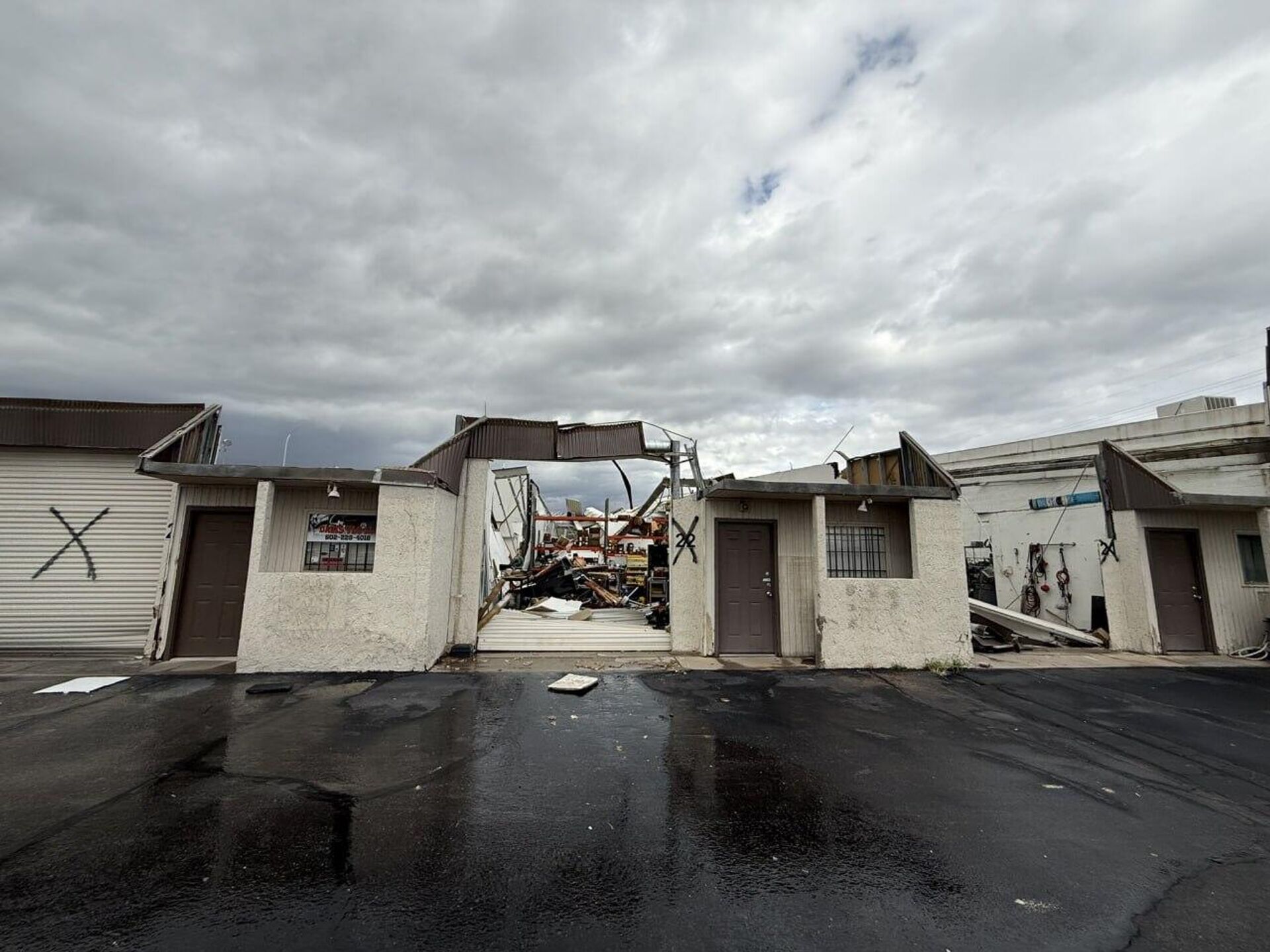 Más de 20 Más de 20 - Sputnik Mundo, 1920, 15.10.2025