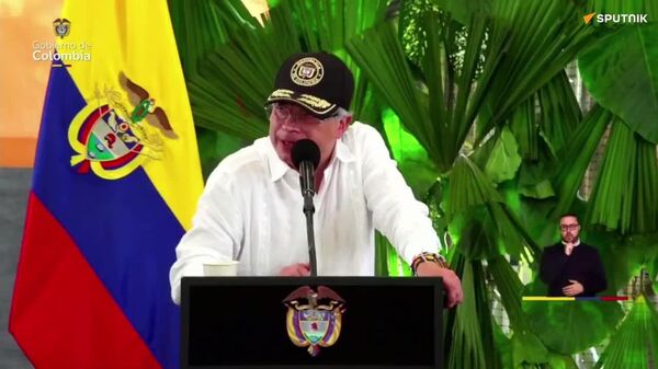 Petro advierte riesgos de un eventual ataque de EEUU en Venezuela Petro advierte riesgos de un eventual ataque de EEUU en Venezuela - Sputnik Mundo