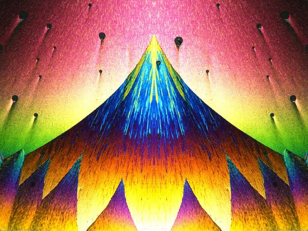 Recristalización de fenil imidazol del operador Karl Deckart Eckental, Alemania. Recristalización de fenil imidazol del operador Karl Deckart Eckental, Alemania. - Sputnik Mundo