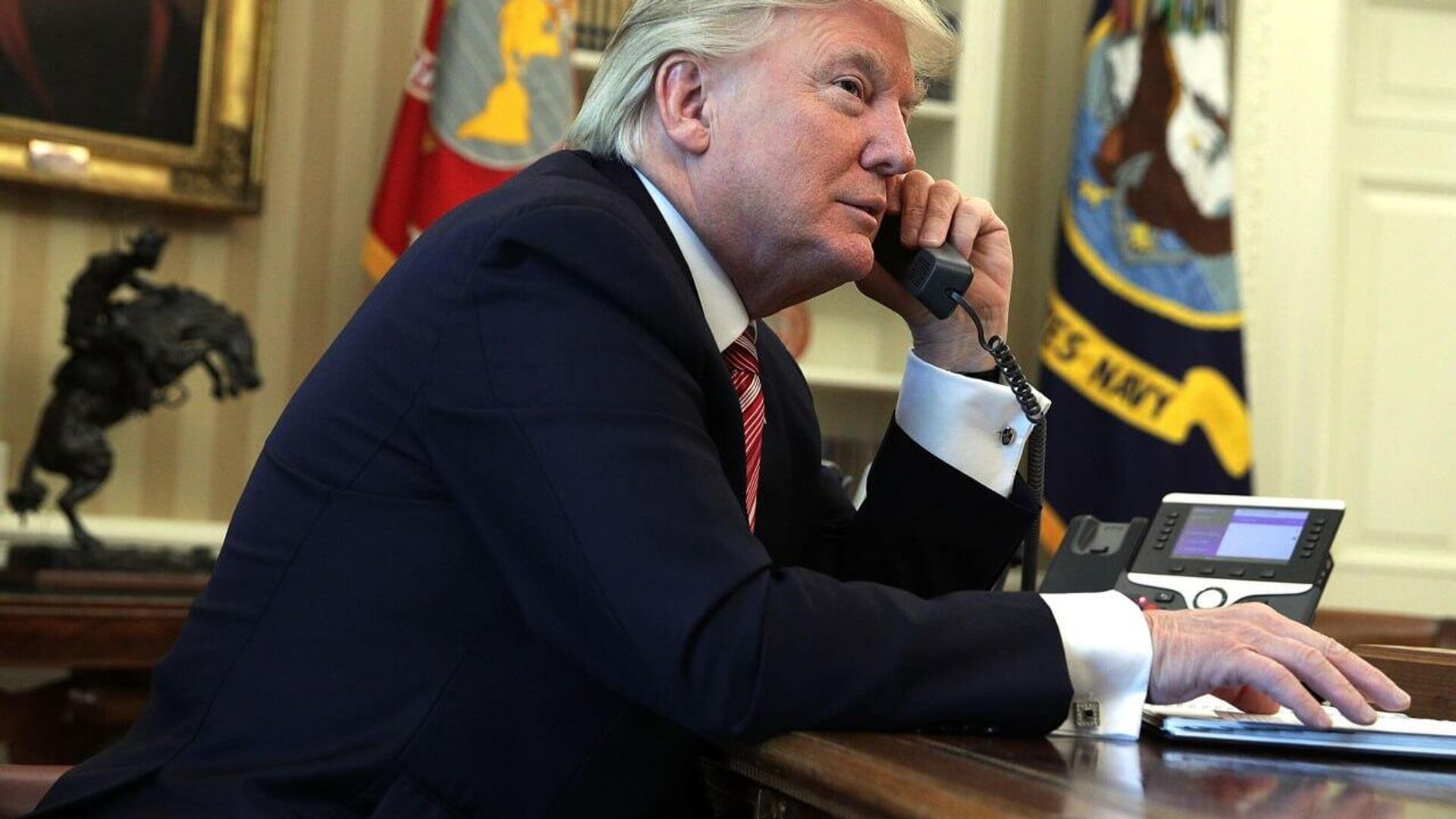 Otras declaraciones de Trump sobre su conversación con Putin: Otras declaraciones de Trump sobre su conversación con Putin: - Sputnik Mundo, 1920, 16.10.2025