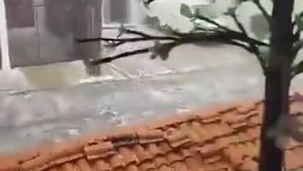 Desde granizo y relámpagos hasta el arcoíris: el clima se desata en el sureste de México - Sputnik Mundo