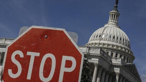 Se disparan en EEUU los subsidios por desempleo tras el cierre del Gobierno - Sputnik Mundo