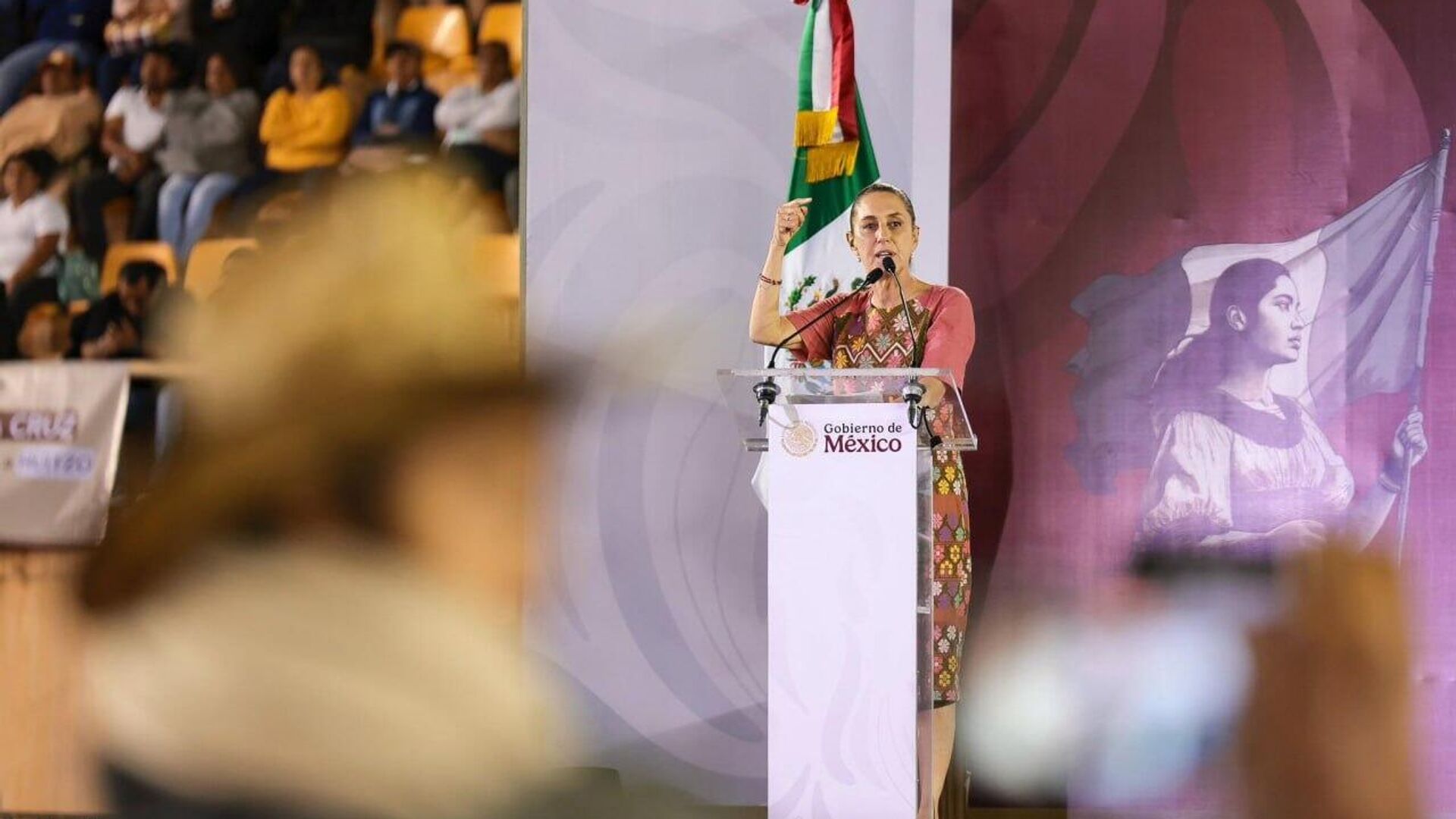 Críticas a Sheinbaum por no felicitar a Corina Machado vienen de una oposición que no tiene proyecto Críticas a Sheinbaum por no felicitar a Corina Machado vienen de una oposición que no tiene proyecto - Sputnik Mundo, 1920, 20.10.2025