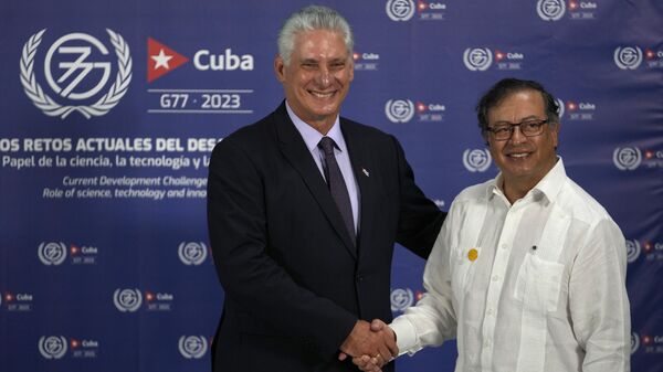 Miguel Díaz-Canel y Gustavo Petro, presidentes de Cuba y Colombia, respectivamente - Sputnik Mundo