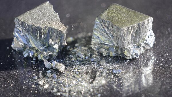 Las exportaciones de imanes de tierras raras de China a EEUU se desplomaron un 29% - Sputnik Mundo