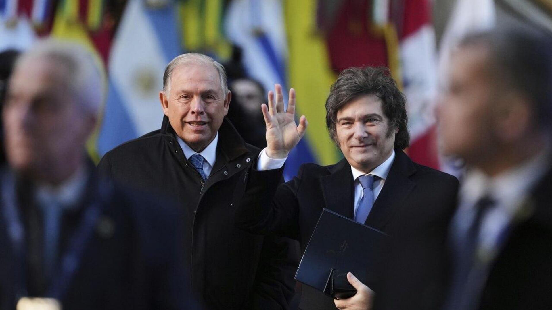 Ministro de Relaciones Exteriores de Argentina dimite en vísperas de las elecciones legislativas nacionales Ministro de Relaciones Exteriores de Argentina dimite en vísperas de las elecciones legislativas nacionales - Sputnik Mundo, 1920, 22.10.2025