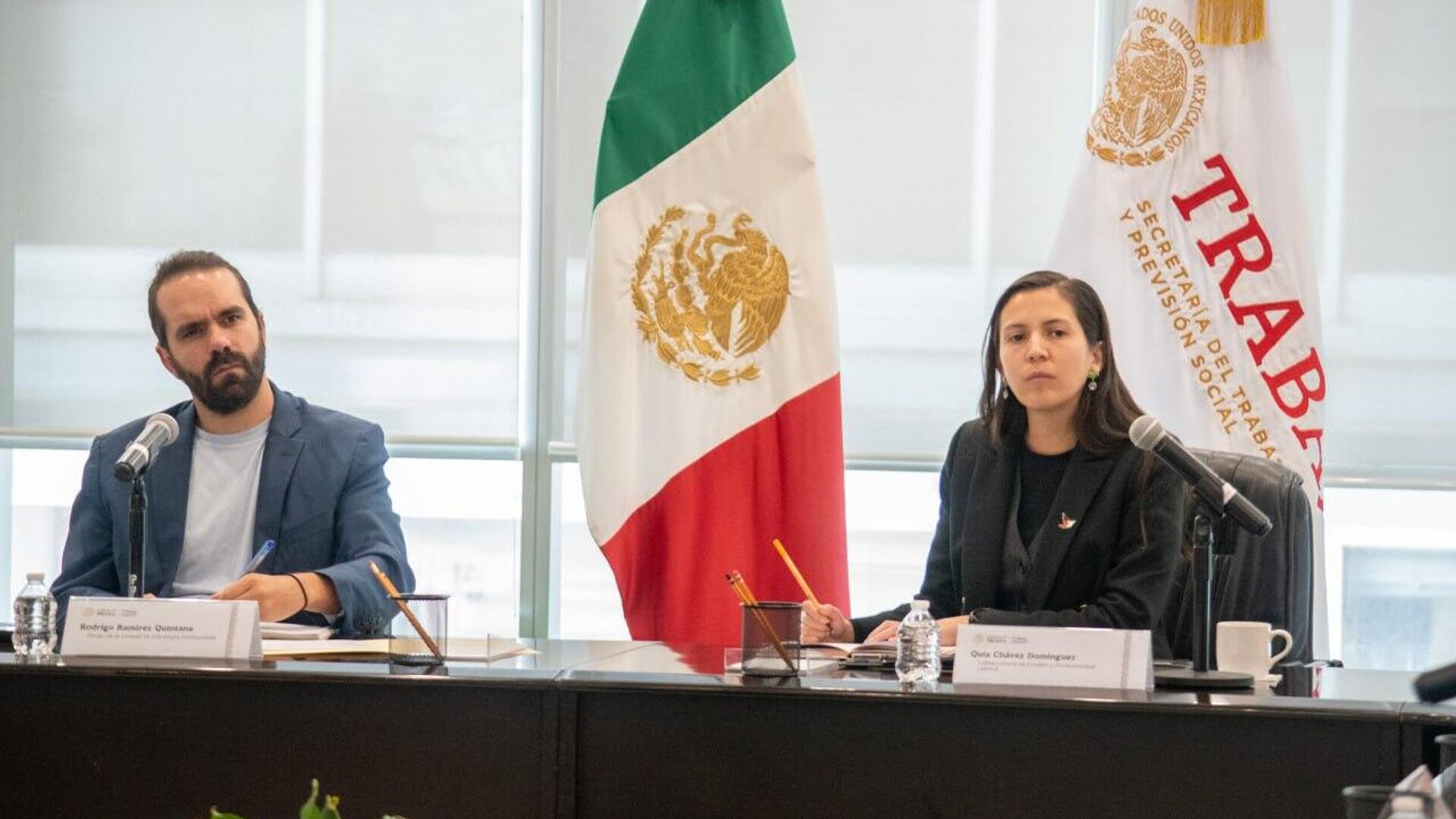 Gobierno de México busca retomar la iniciativa para reducir las horas de la jornada laboral Gobierno de México busca retomar la iniciativa para reducir las horas de la jornada laboral - Sputnik Mundo, 1920, 23.10.2025