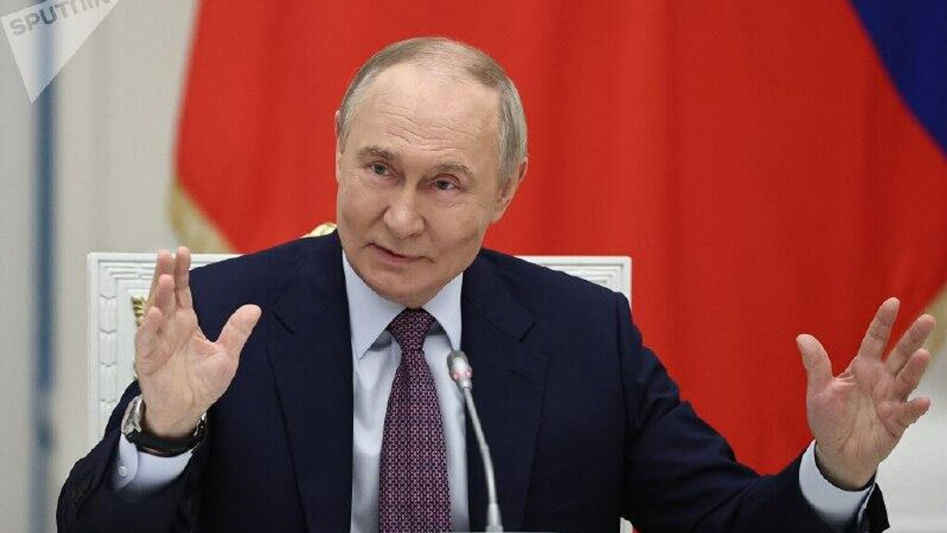 Putin destaca a la familia como la base del futuro de Rusia Putin destaca a la familia como la base del futuro de Rusia - Sputnik Mundo, 1920, 23.10.2025