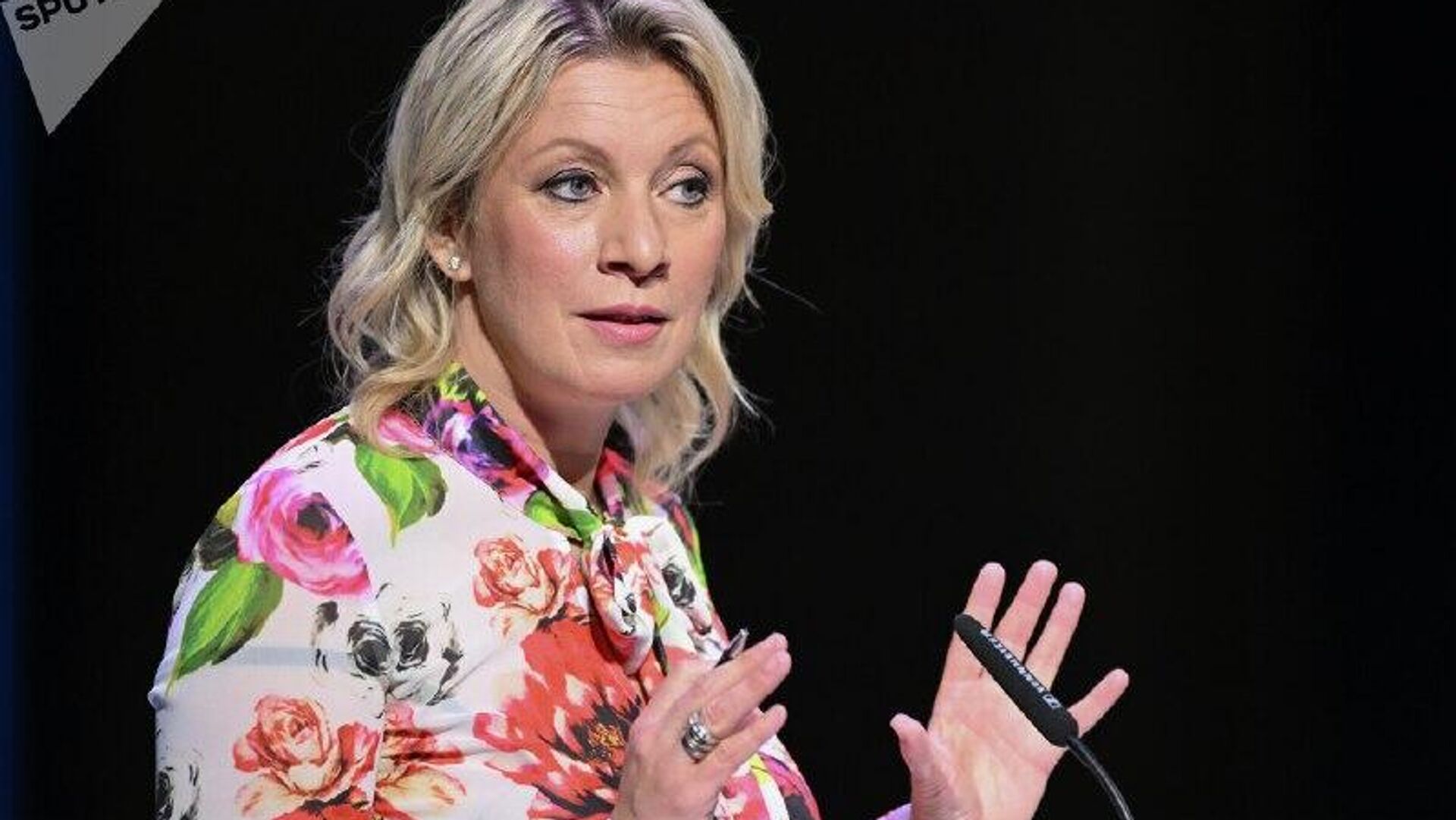 Más falsedades: la Cancillería rusa condena los intentos de Kiev y sus aliados de promover una campaña difamatoria antirrusa sobre los niños Más falsedades: la Cancillería rusa condena los intentos de Kiev y sus aliados de promover una campaña difamatoria antirrusa sobre los niños - Sputnik Mundo, 1920, 24.10.2025