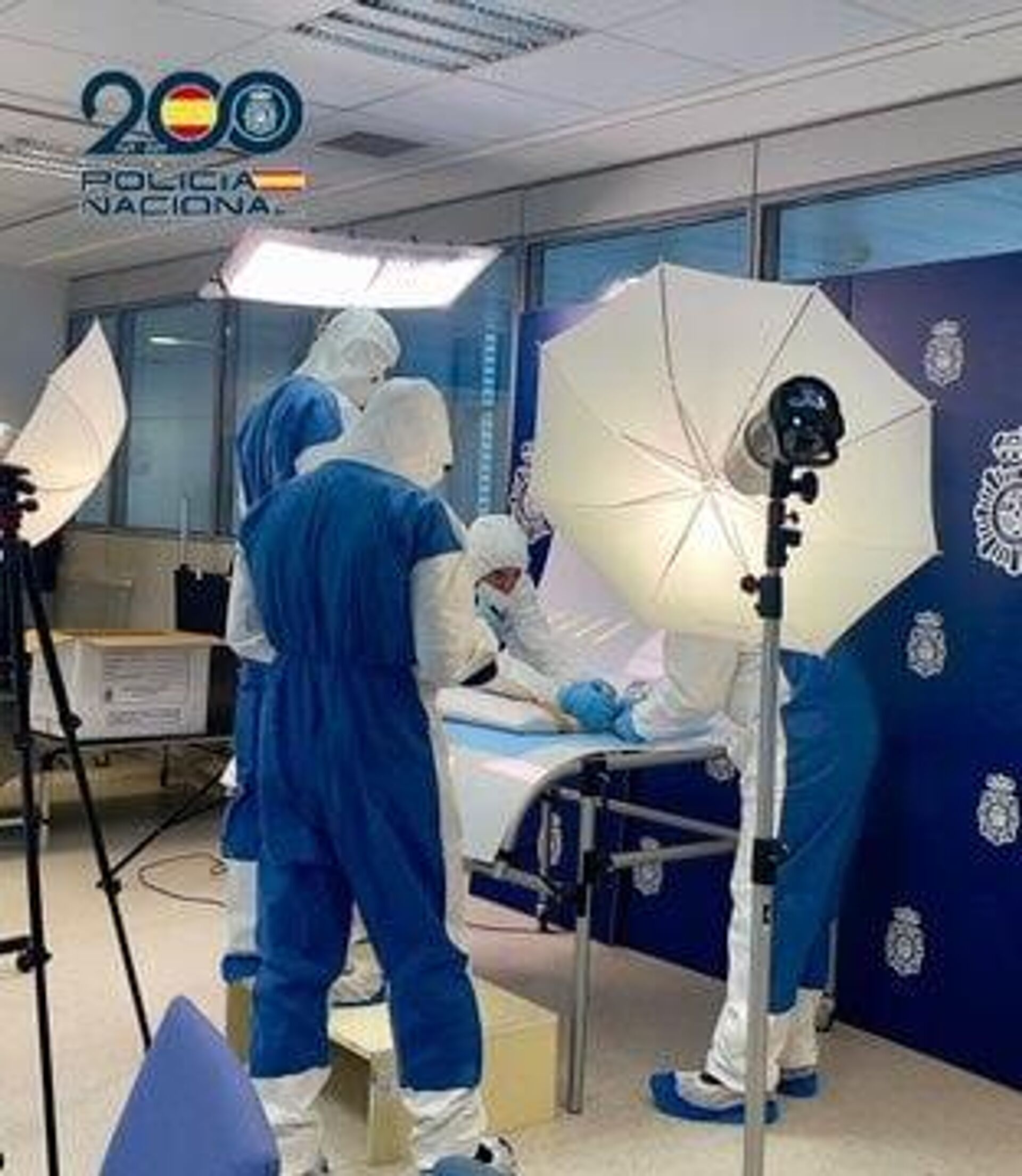 La Policía de España recupera el cuadro de Picasso Naturaleza muerta con guitarra La Policía de España recupera el cuadro de Picasso Naturaleza muerta con guitarra - Sputnik Mundo, 1920, 24.10.2025