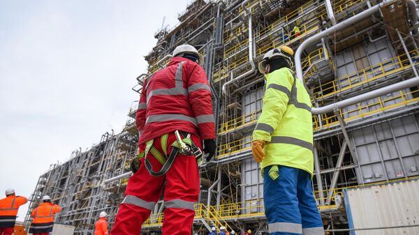 Planta de etileno-polietileno en Azerbaiyán - Sputnik Mundo