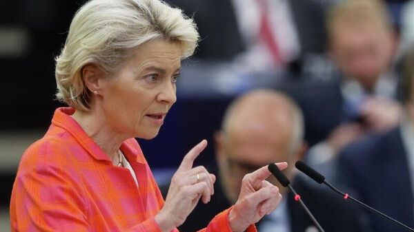 Bélgica se opone a la UE en el tema de tranferir a Ucrania los activos rusos congelados - Sputnik Mundo