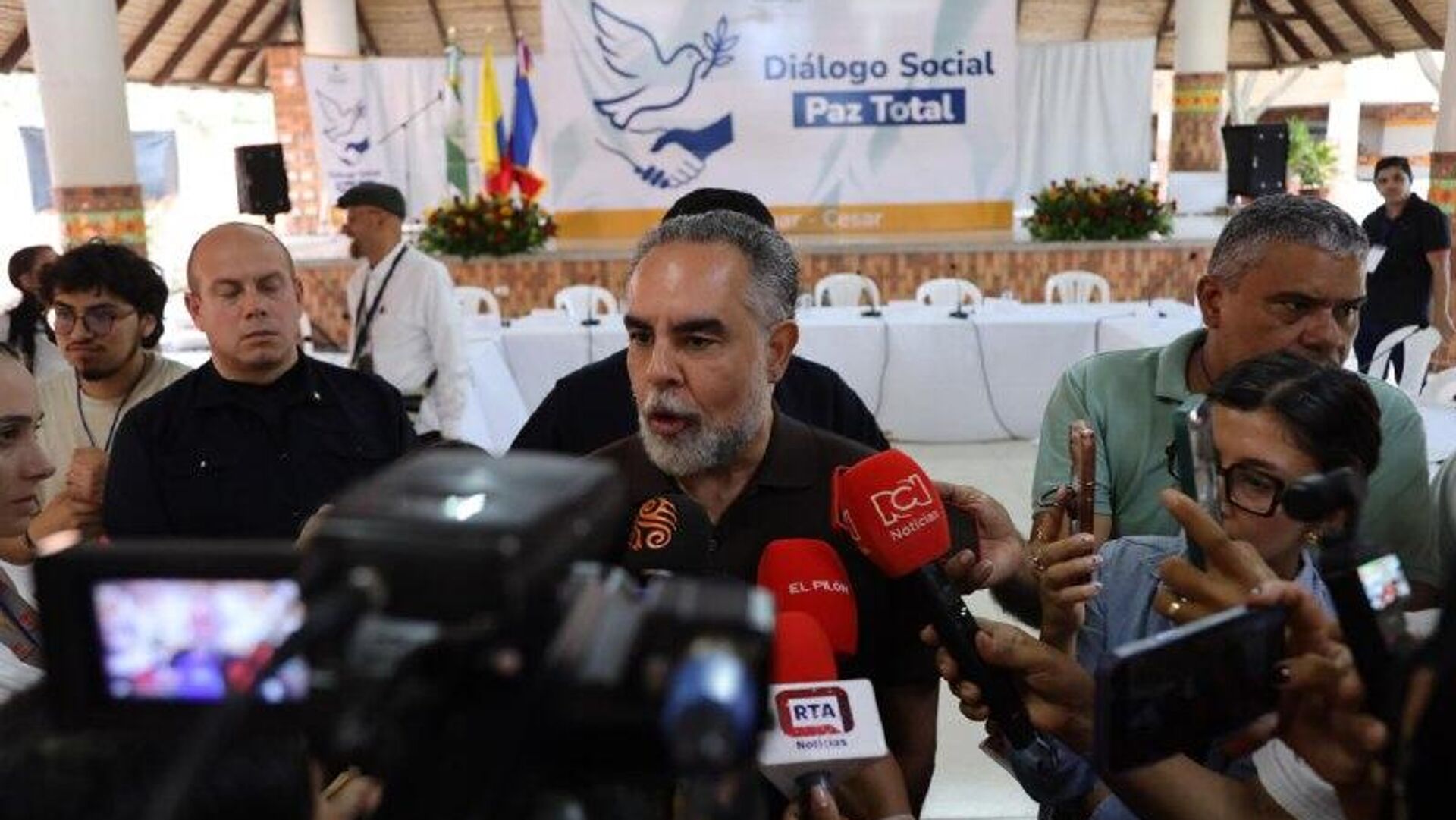 Gringos go home: Ministro del Interior de Colombia responde a sanción de EEUU en su contra Gringos go home: Ministro del Interior de Colombia responde a sanción de EEUU en su contra - Sputnik Mundo, 1920, 24.10.2025