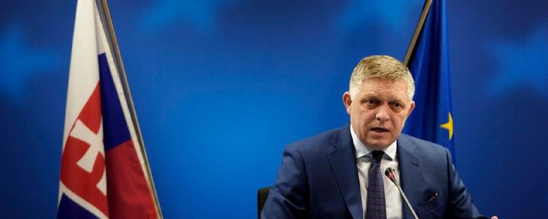 Eslovaquia se niega a participar en los programas de financiación de la UE para Ucrania - Sputnik Mundo, 1920, 26.10.2025