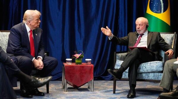 Muy enérgico e impresionante: Trump felicita a Lula da Silva por sus 80 años - Sputnik Mundo