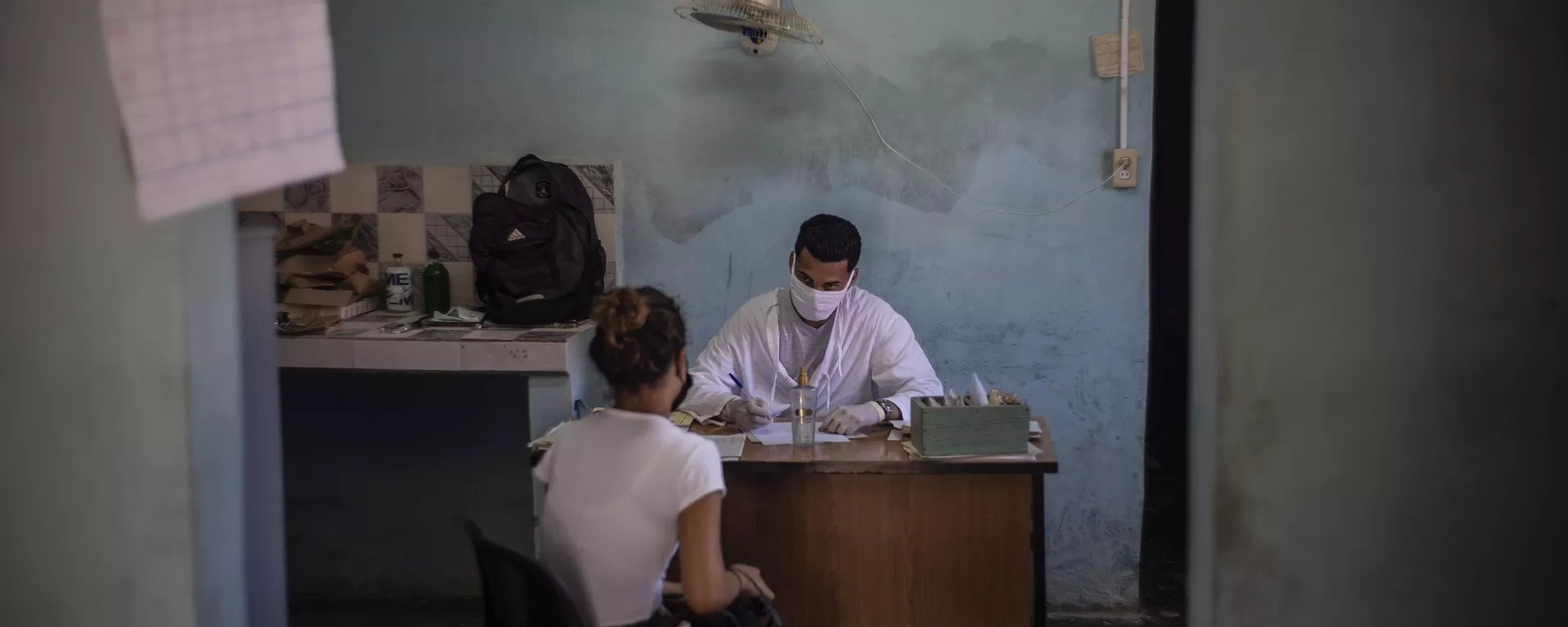 Las sanciones de EEUU contra Cuba impactan también en los servicios de salud  - Sputnik Mundo, 1920, 28.10.2025