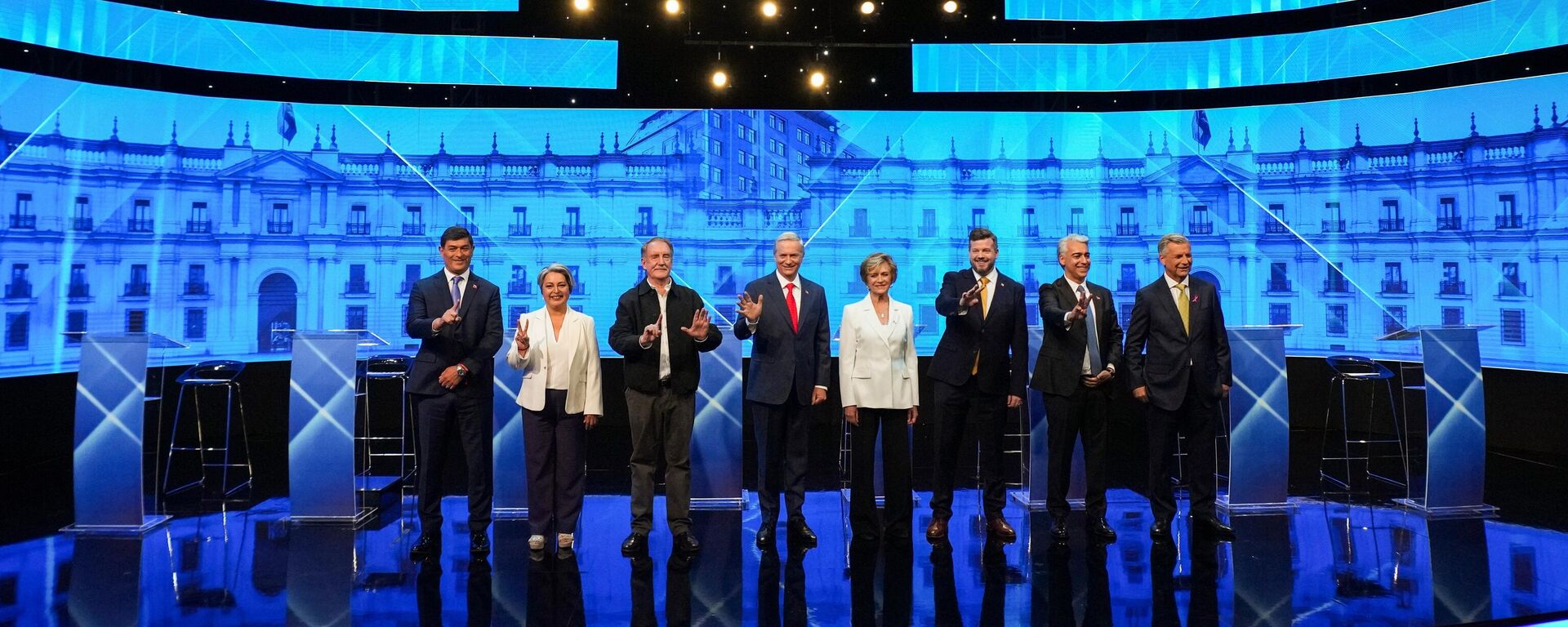 Debate entre los candidatos presidenciales en Chile Debate entre los candidatos presidenciales en Chile - Sputnik Mundo, 1920, 28.10.2025