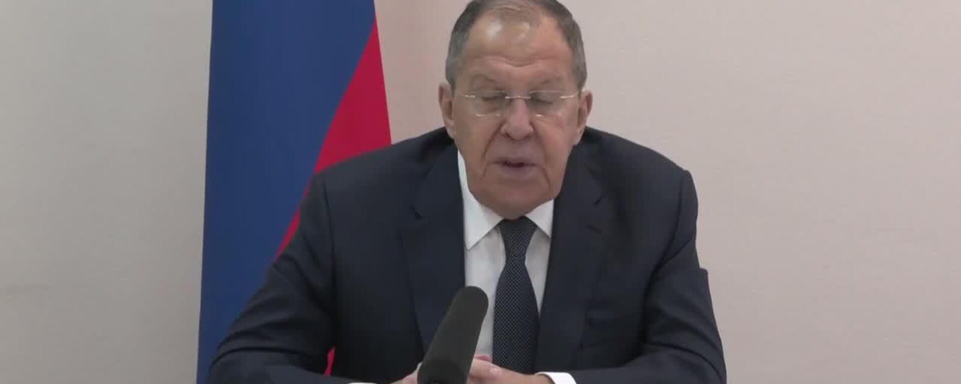 Rusia necesita garantías de que la reunión entre Putin y Trump dará resultados, explica Lavrov - Sputnik Mundo, 1920, 28.10.2025