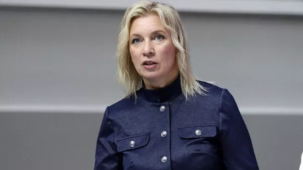 Para Europa es importante impedir el inicio de un verdadero proceso de paz en el conflicto ucraniano, señala Zajárova - Sputnik Mundo