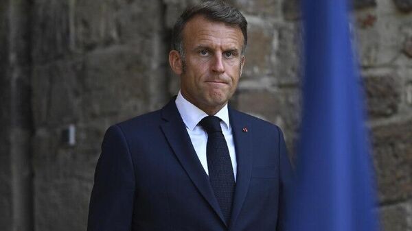 Macron toca un fondo histórico con el índice de aprobación más bajo jamás registrado, reportan medios - Sputnik Mundo